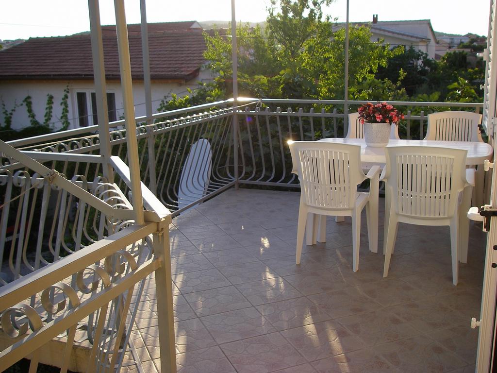 Apartment M&r Spadina Vodice